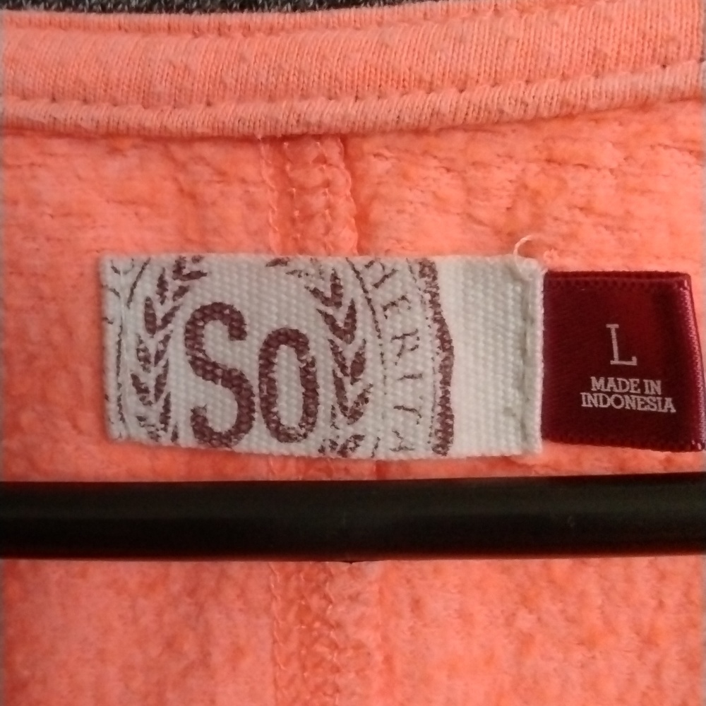 Sweater - Picture 2 of 3